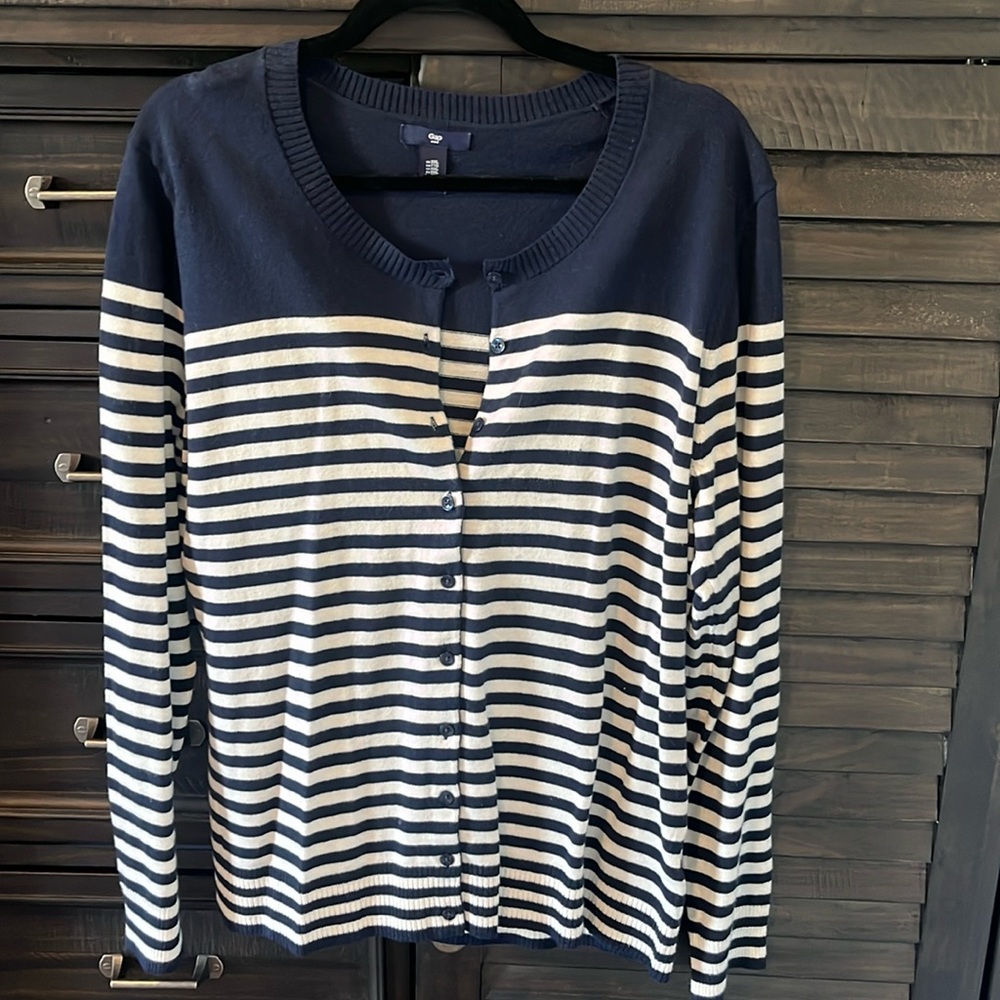 Gap striped navy cardigan sweater